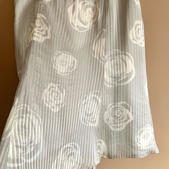 Armani Collezioni silk floral skirt - Picture 5 of 9